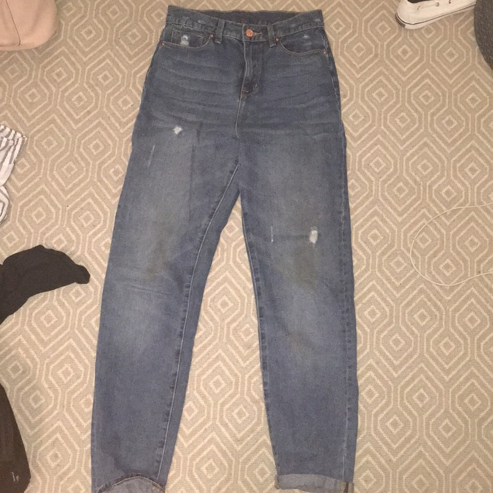 high waisted jeans (mommy style)